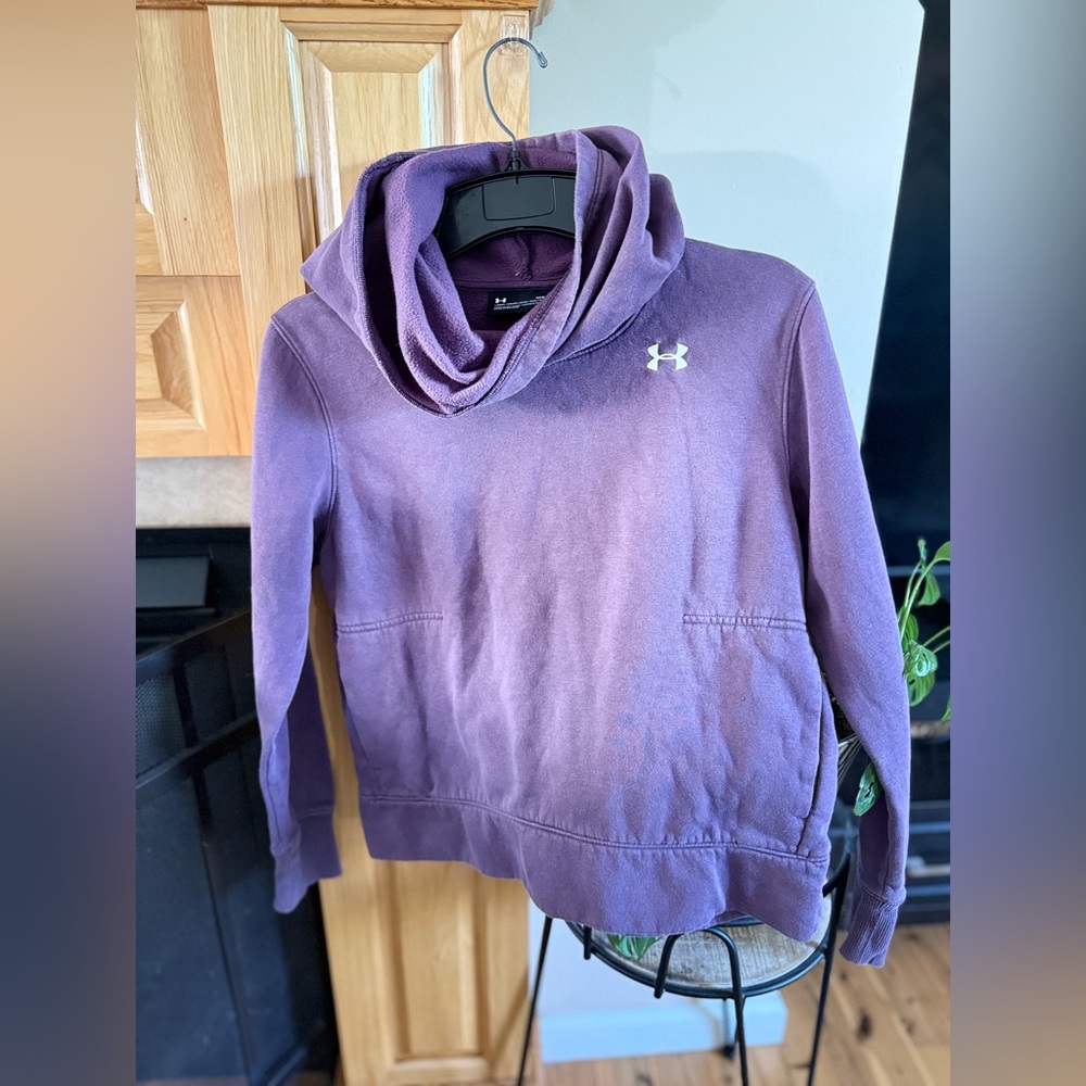 Under Armour Women's Purple Cowl Neck Pullover Sweatshirt